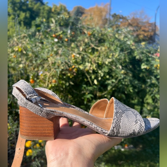 J. CREW Snakeskin Block-heel Sandals - Size 7 - Picture 2 of 6